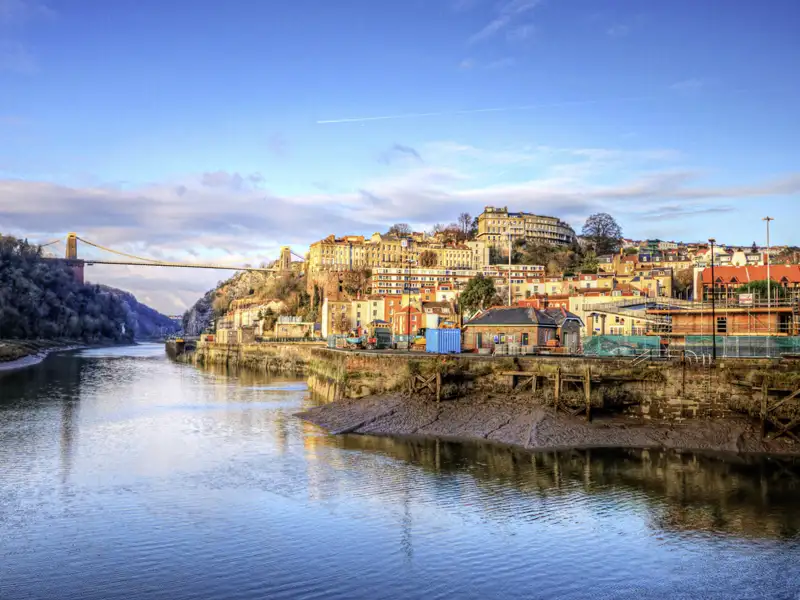 Auf unserer Rundreise durch Südengland besuchen wir auch die alte Hafenstadt Bristol.