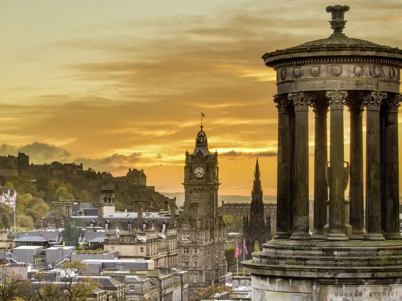 In der Hauptstadt von Schottland, in Edinburgh, endet unsere Reise durch Schottland. Fontane nannte sie "Stadt der sieben Hügel".