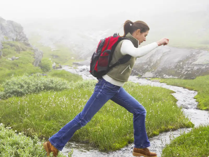 Bei den Wanderungen dieser Rundreise durch Norwegen geht es auch über das Fjell, die typische Hochebene mit Felsen und wilden Bächen.