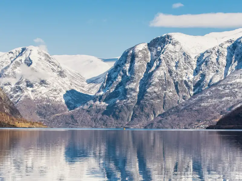 Auf unserer Silvesterreise legen wir besonderes Augenmerk auf die atemberaubenden Fjorde von Norwegen