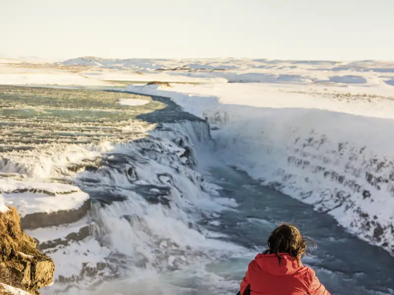Island im Winter ist eine ergreifende Erfahrung. Mit der Studienreise zu den Nordlichtern im Winter schaffen wir uns unvergessliche Erinnerungen.