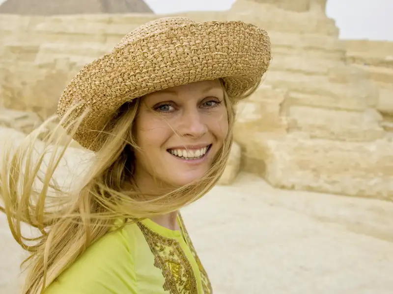 Auf unserer Rundreisefür Singles und Alleinreisende durch Ägypten gehen wir auf Entdeckungstour zu Tempeln, Pyramiden und Grabkammern.