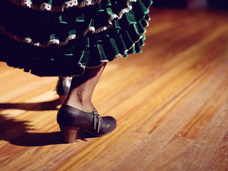 Der Flamenco-Tanz wird auf unserer Gruppenreise von traditioneller spanischen Musik begleitet.