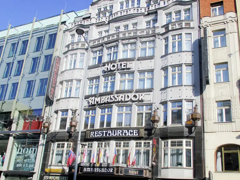 Auf Ihrer Reise  nach Prag wohnen Sie im Hotel Ambassador, welches in einem Jugendstilgebäude am Wenzelsplatz untergebracht ist.