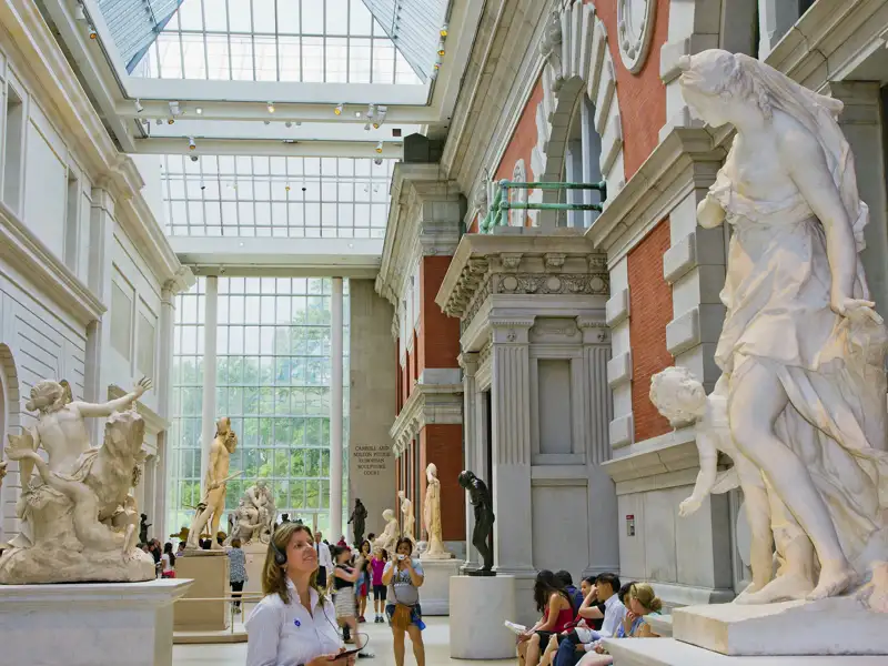 Auf unserer Gruppenreise nach New York besuchen wir auch das Metropolitan Museum. Ein Highlight jeder USA Rundreise.