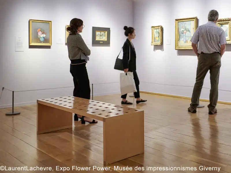 Wir betrachten auf unserer Gruppenreise in die Normandie impressionistische Gemälde im Musée des impressionnismes in Giverny.