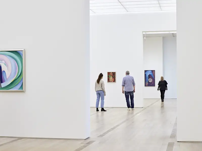 Tauchen sie auf unserer Studiosus Eventreise durch Basel in die Welt der Kunst ein.
