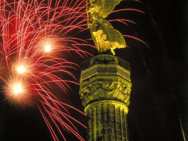 Ganz Berlin strahlt zu Silvester - und auf unserer Silvesterreise in die Hauptstadt strahlen wir mit !