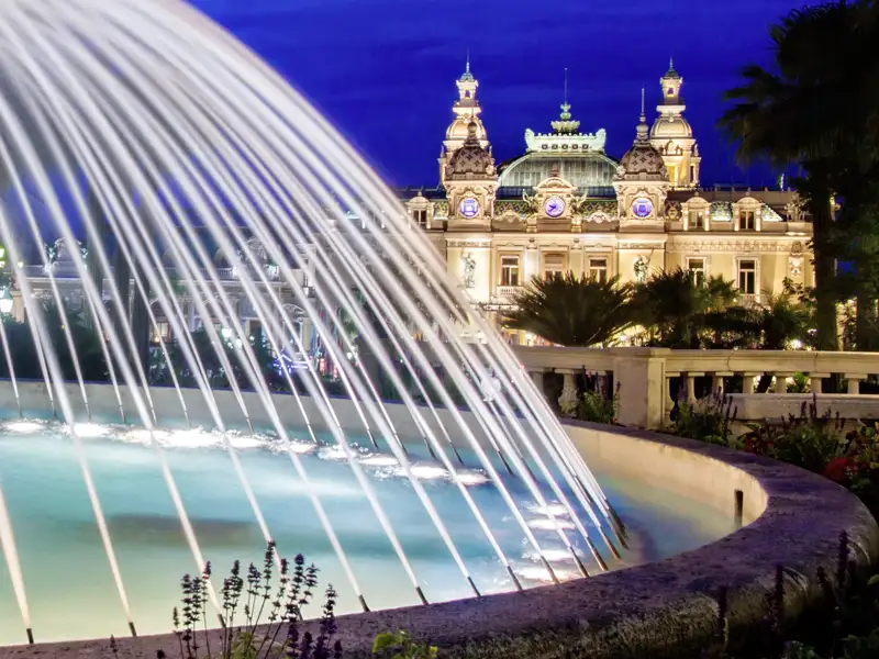 Auf unserer Eventreise haben wir einen Aufenthalt in Monte Carlo, wo wir das berühmte Casino besuchen