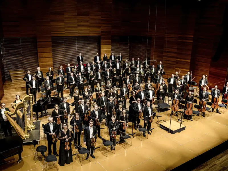 Genießen Sie ein eindrucksvolles Konzert des Orchesters in der Staatskapelle Weimars auf unserer Eventreise.