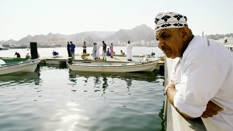 Auf unserer zwölftägigen Studienreise durch die Vereinigten Arabischen Emirate und den Oman kommen wir auch nach Maskat.