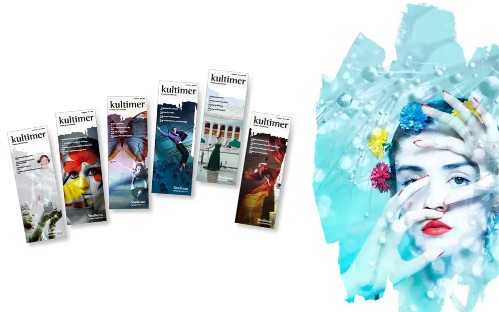 Sechs Ausgaben vom kultimer Katalog liegen nebeneinander.