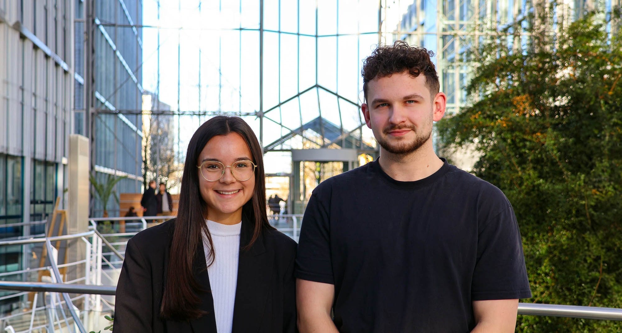 Begeistert von ihrer Ausbildung bei Studiosus: Benjamin zur Oven-Krockhaus und Jana Winkler.