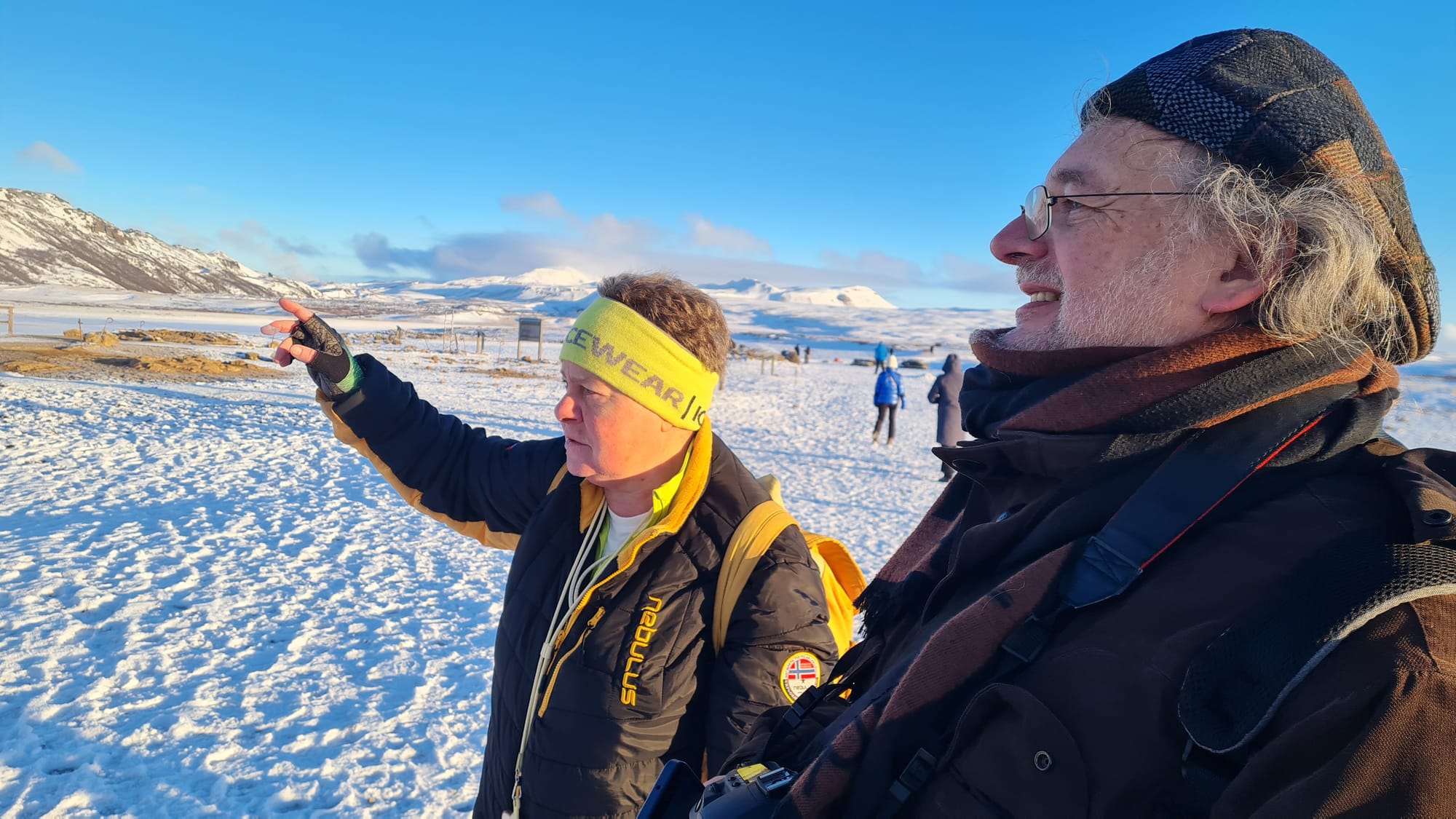Die Reiseleiterin Caroline Höckmayr unterwegs in Island.